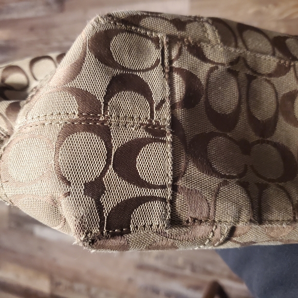 Coach Classic Monogram Shoulder Bag - Picture 6 of 10